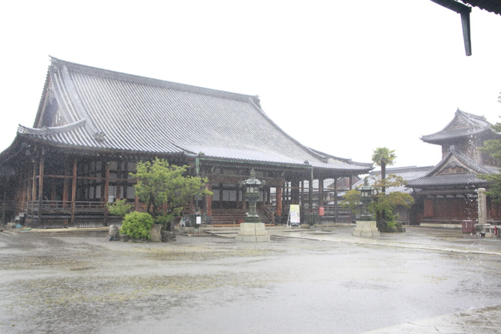 甘味処鎌倉　長浜大通寺店